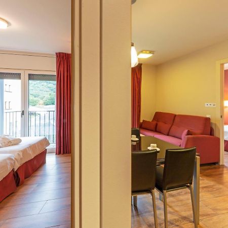 Aparthotel Trainera เอสเตร์รี ดาเนว ภายนอก รูปภาพ