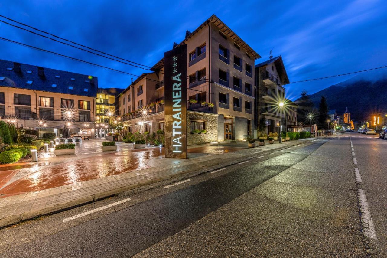Aparthotel Trainera เอสเตร์รี ดาเนว ภายนอก รูปภาพ