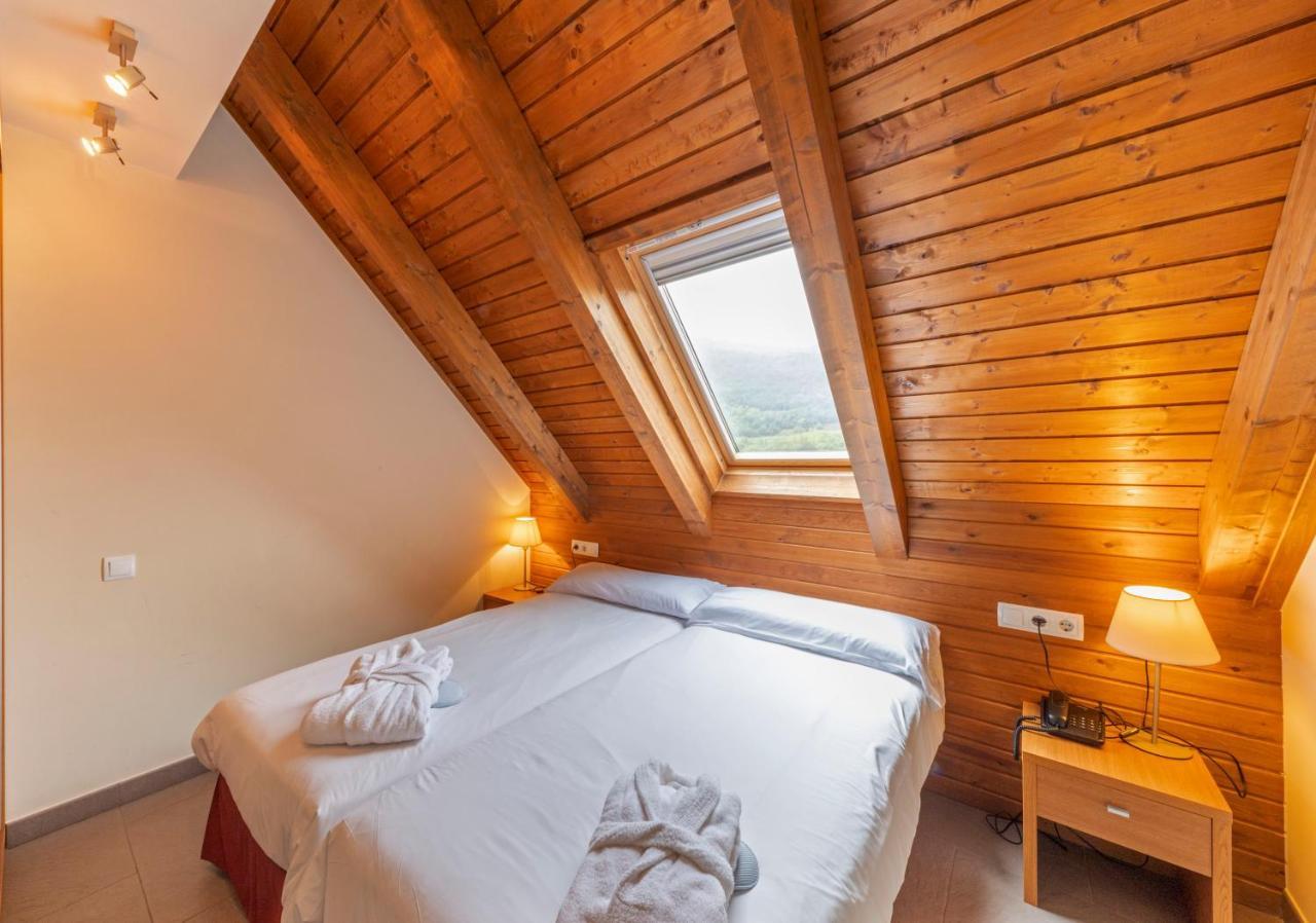 Aparthotel Trainera เอสเตร์รี ดาเนว ภายนอก รูปภาพ