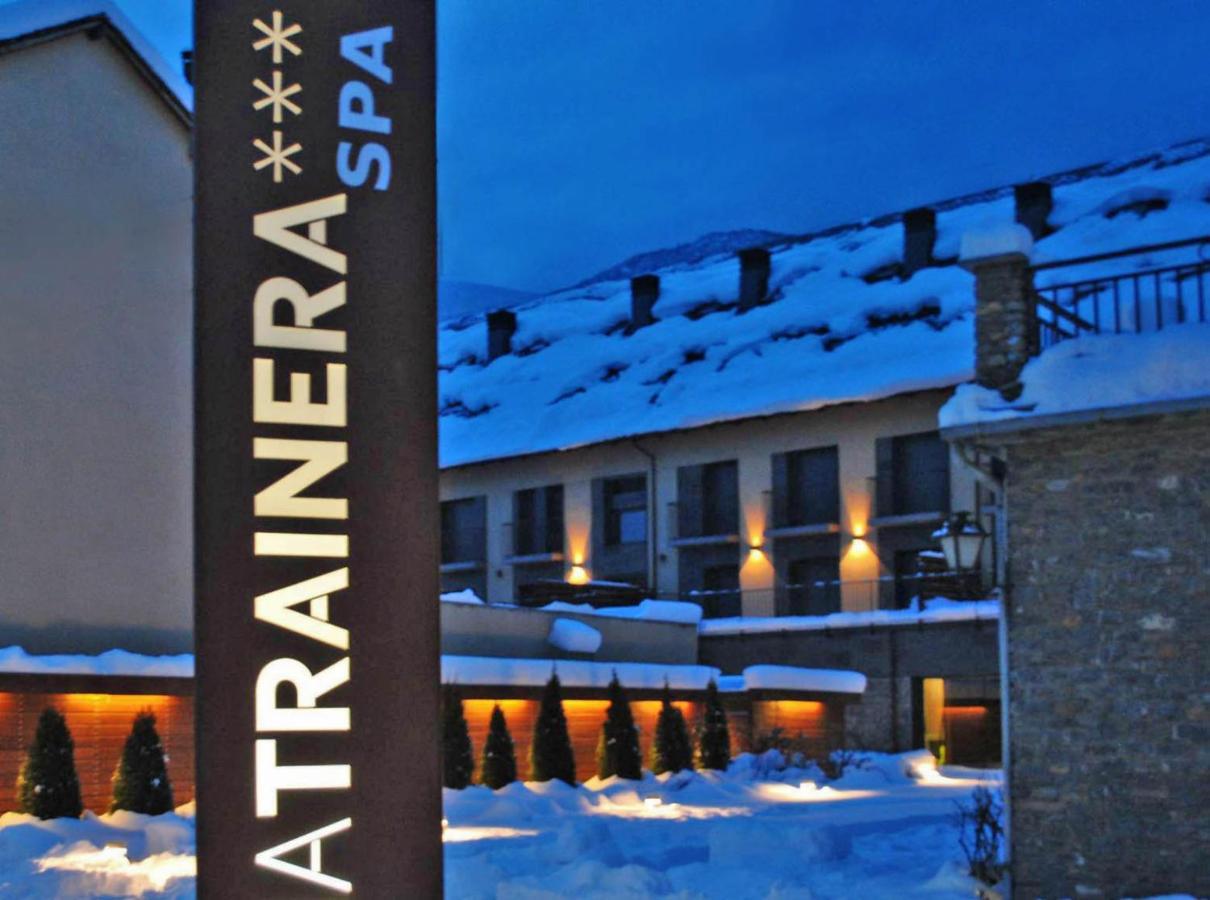 Aparthotel Trainera เอสเตร์รี ดาเนว ภายนอก รูปภาพ
