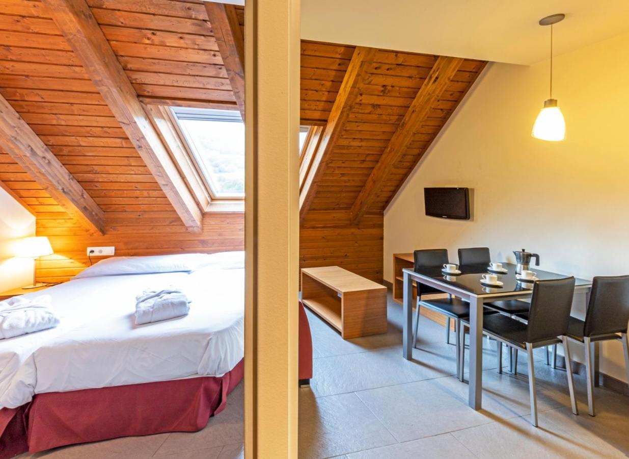 Aparthotel Trainera เอสเตร์รี ดาเนว ภายนอก รูปภาพ