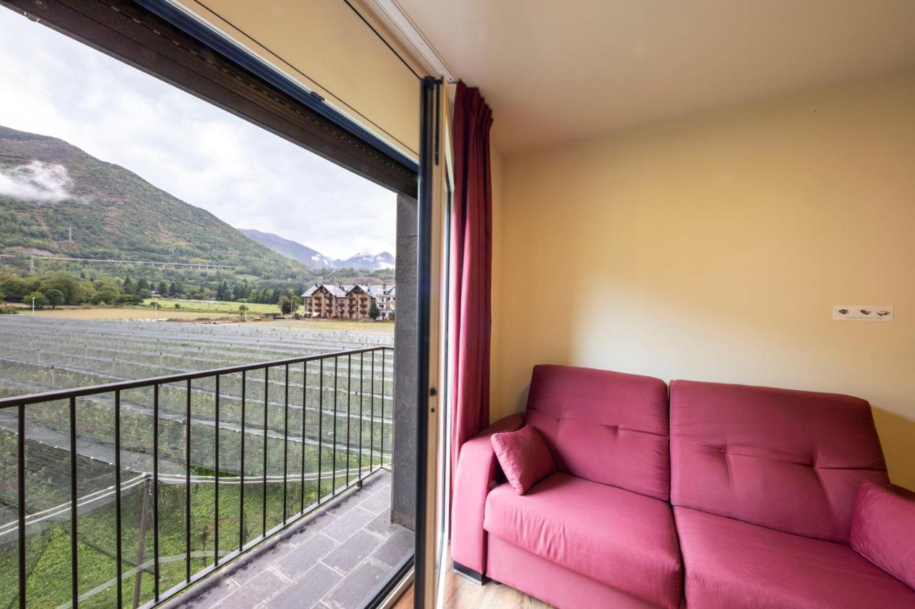 Aparthotel Trainera เอสเตร์รี ดาเนว ภายนอก รูปภาพ
