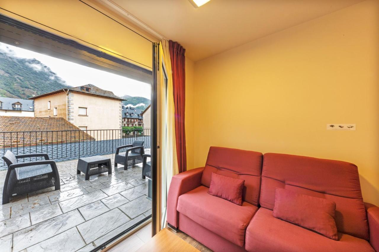 Aparthotel Trainera เอสเตร์รี ดาเนว ภายนอก รูปภาพ