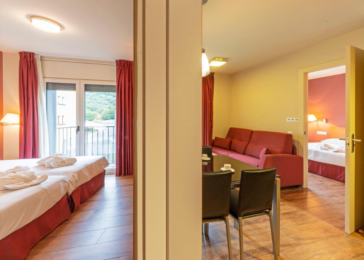 Aparthotel Trainera เอสเตร์รี ดาเนว ภายนอก รูปภาพ